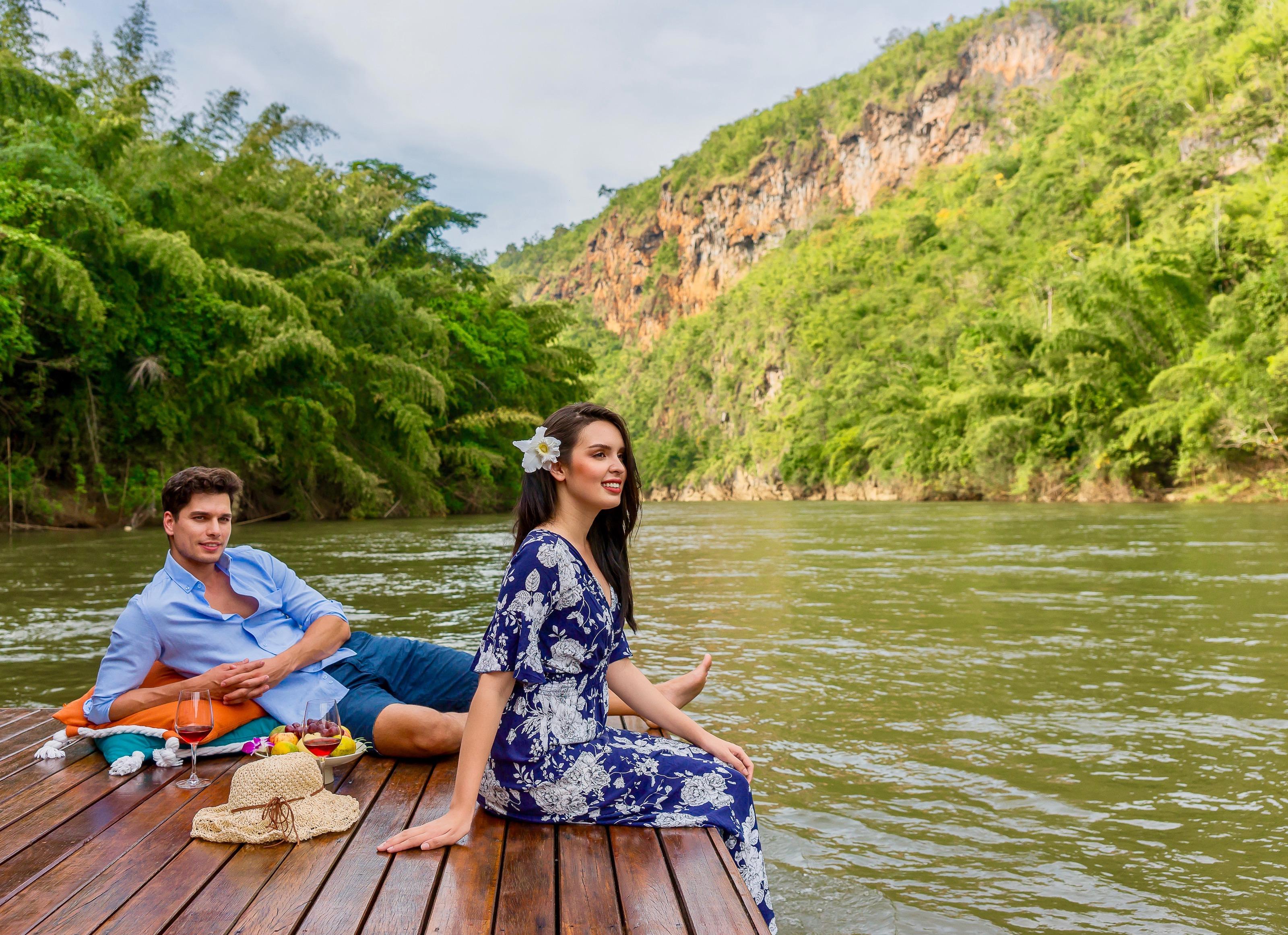 The Float House River Kwai Ban Huai Maenam Noi Exteriör bild